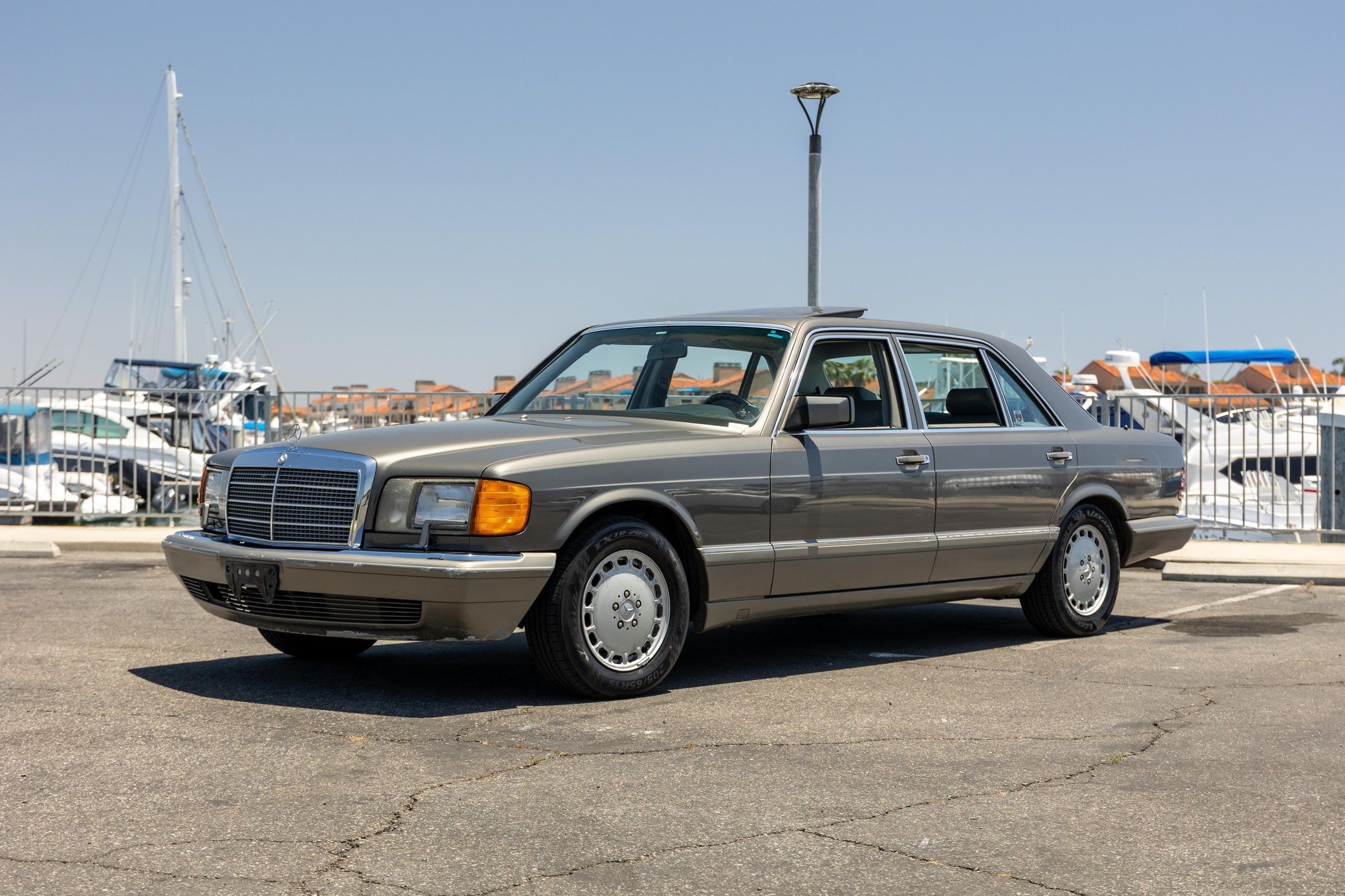 1988 Mercedes-Benz S-Class