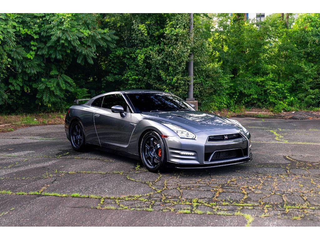2016 Nissan GT-R Premium