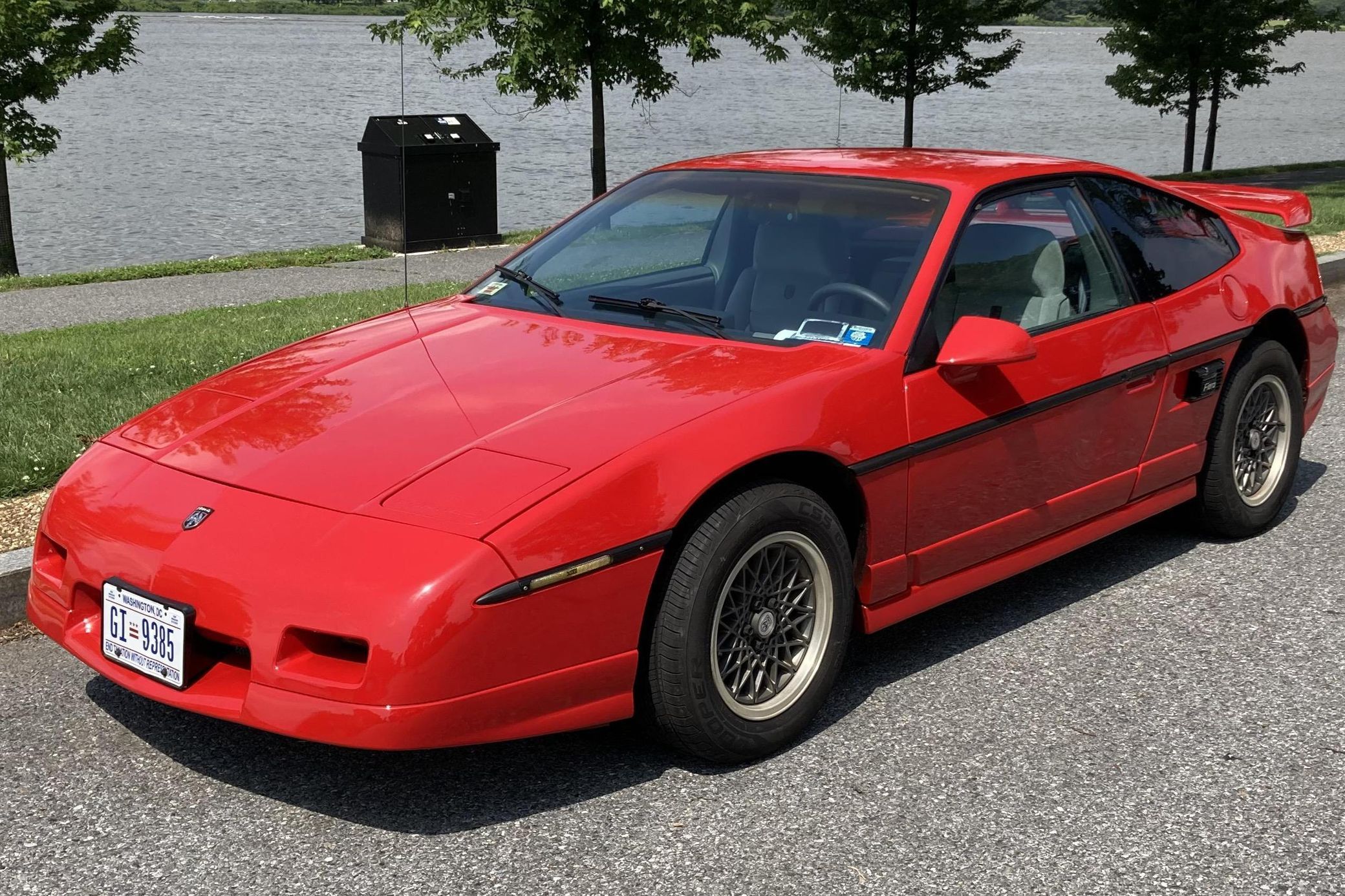 1986 Pontiac Fiero