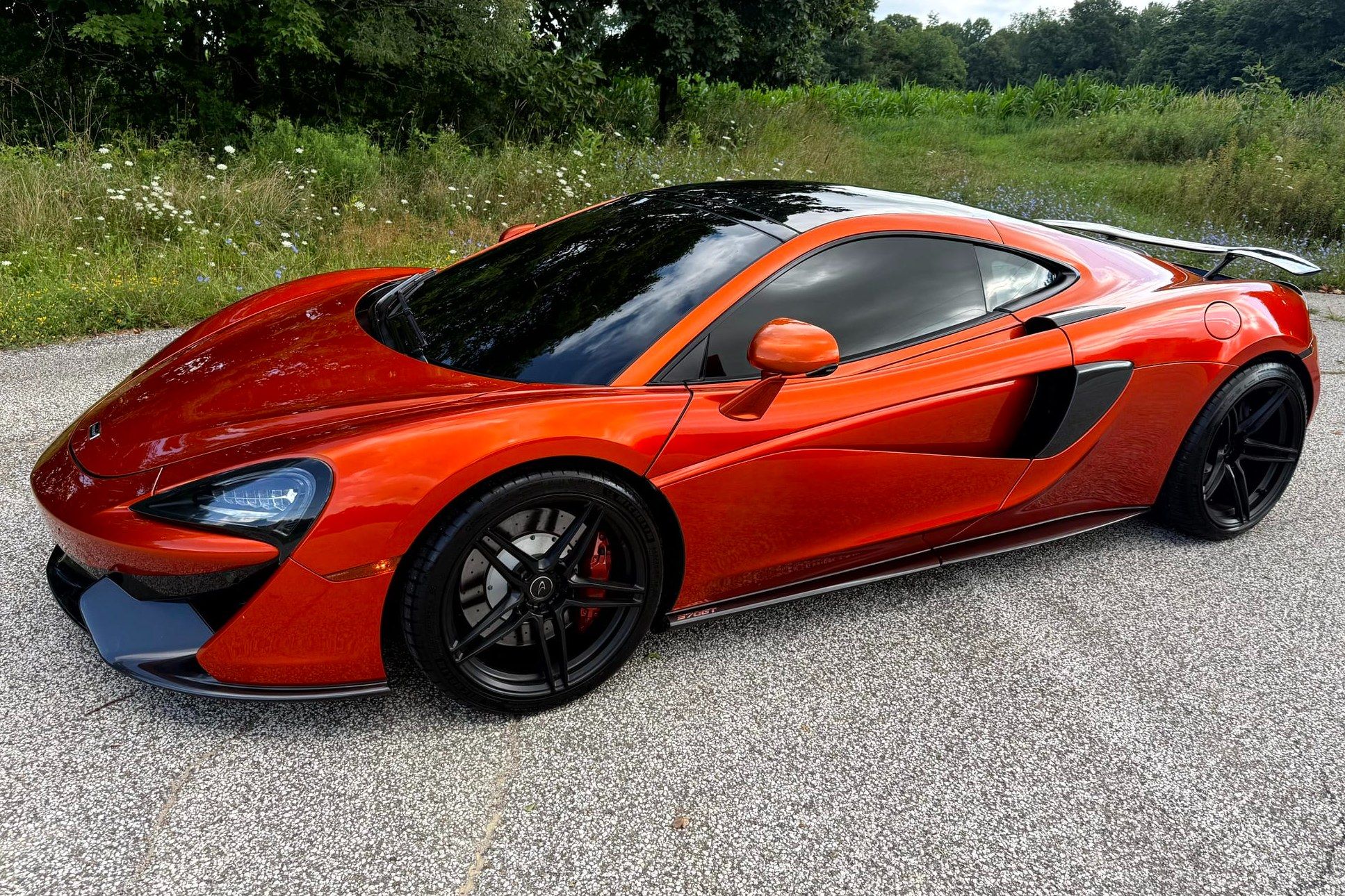2016 McLaren 570GT Coupe