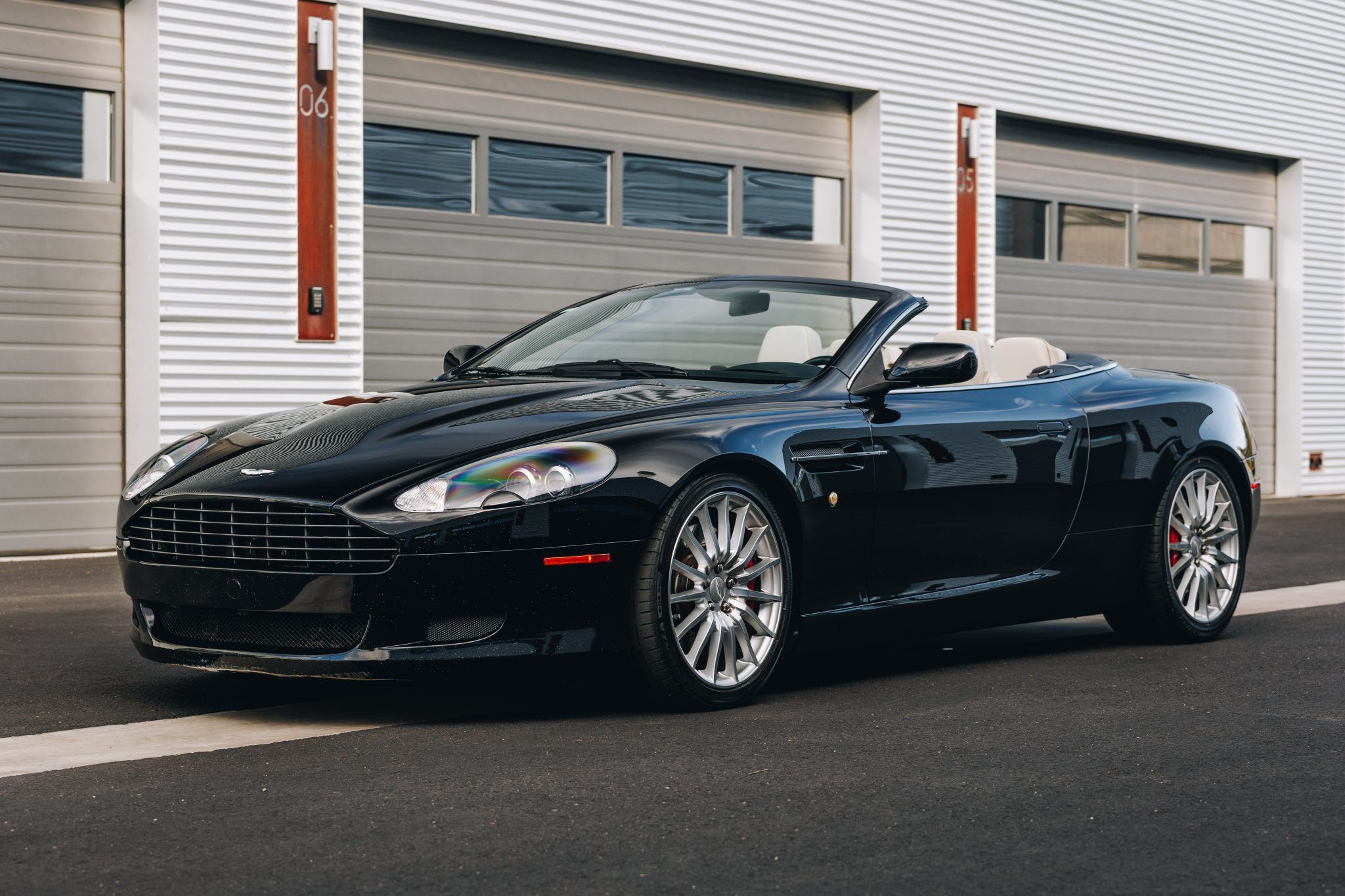 2006 Aston Martin DB9 Volante