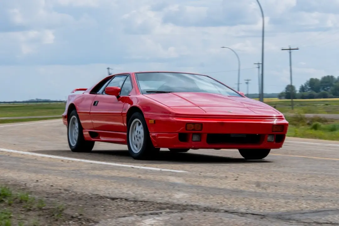 1987 Lotus Esprit SE, sold Aug 2025