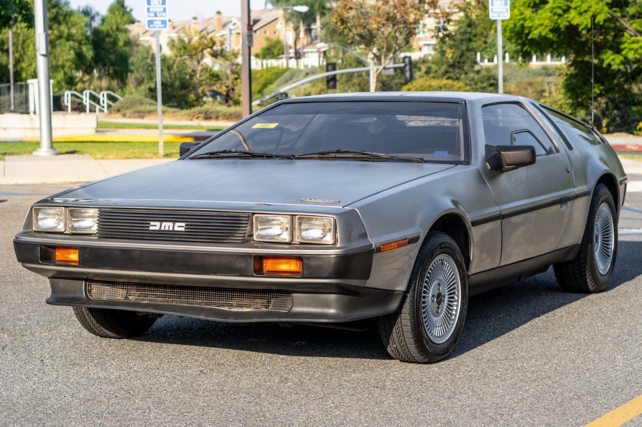 1983 DeLorean DMC-12