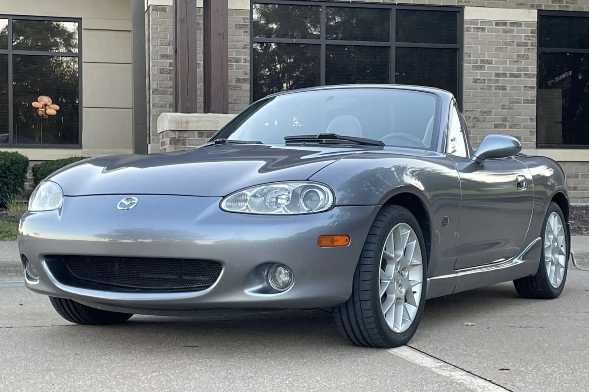 2002 Mazda MX-5 Miata