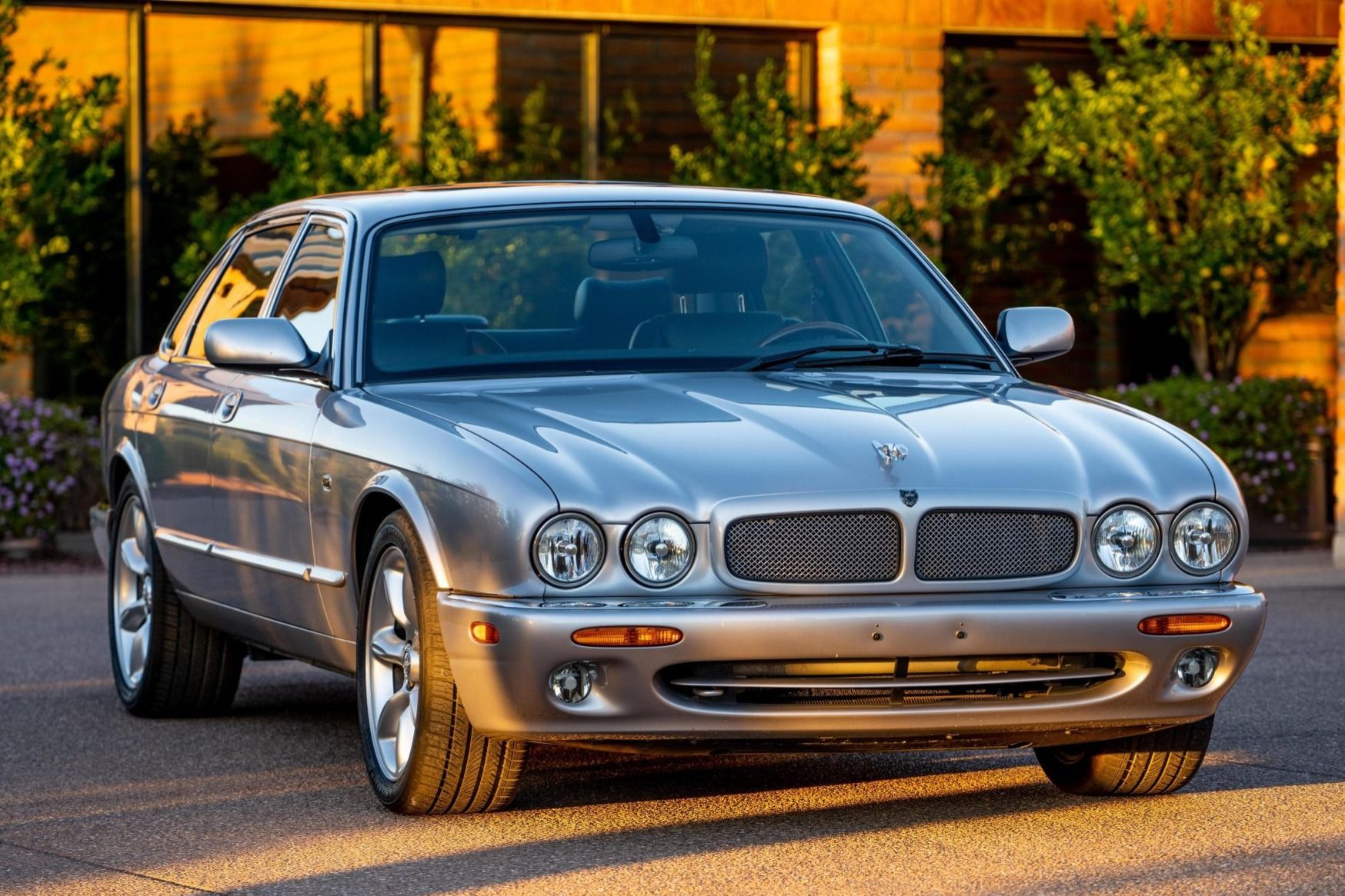 2000 Jaguar XJ XJR