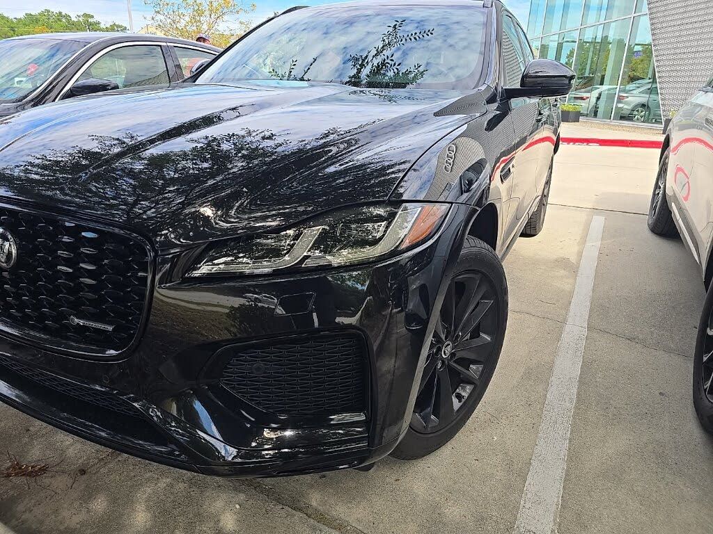 2024 Jaguar F-PACE P250 R-Dynamic S