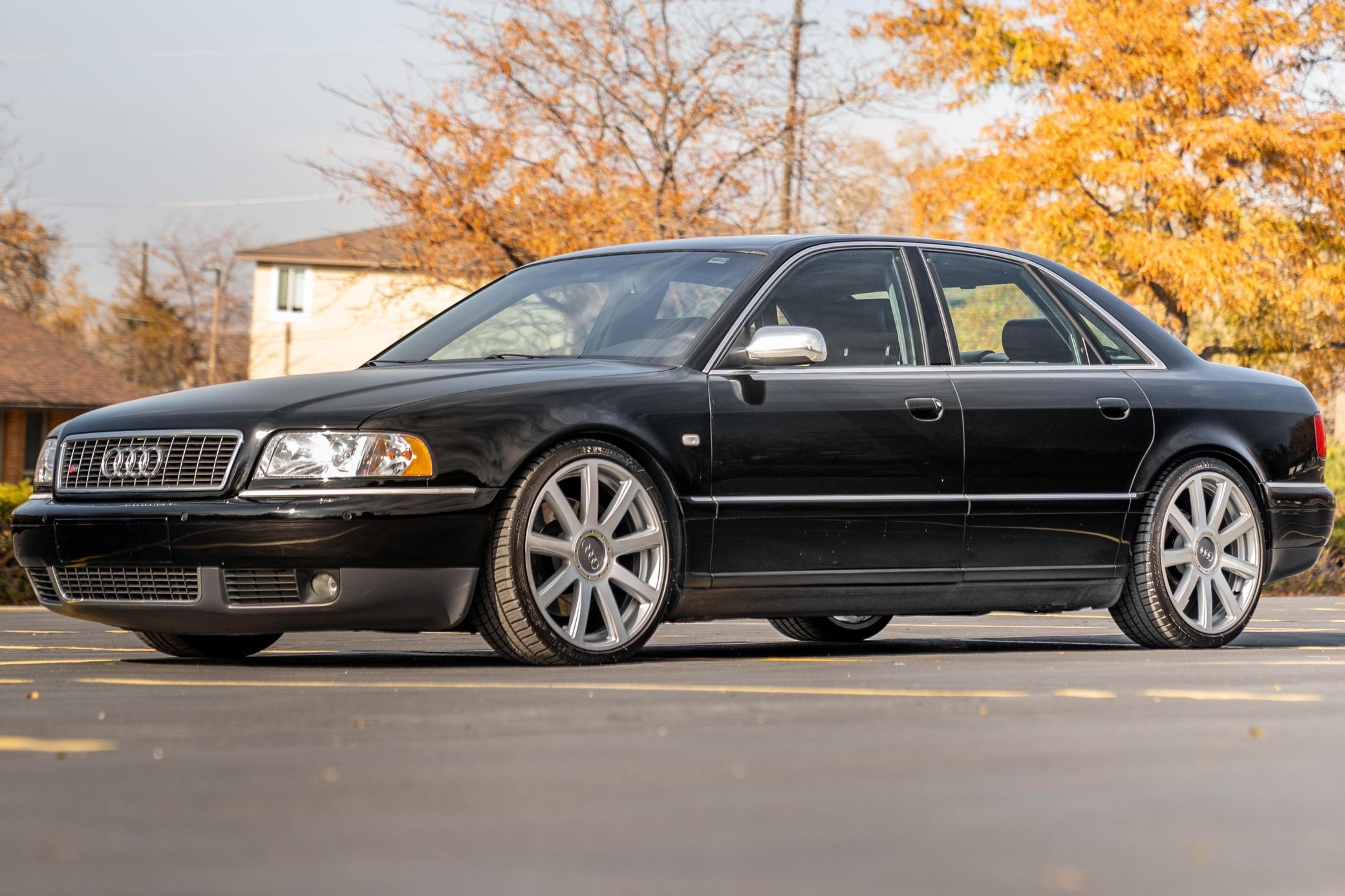 2001 Audi S8