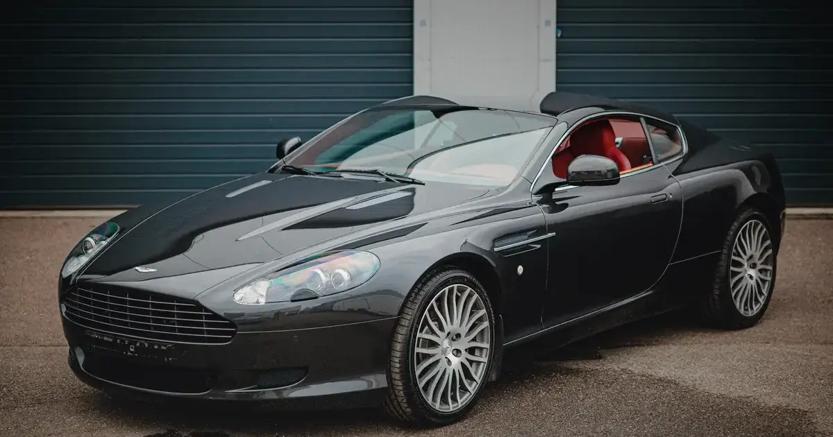 2010 Aston Martin DB9 Coupe