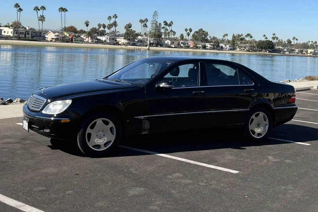 2002 Mercedes-Benz S-Class