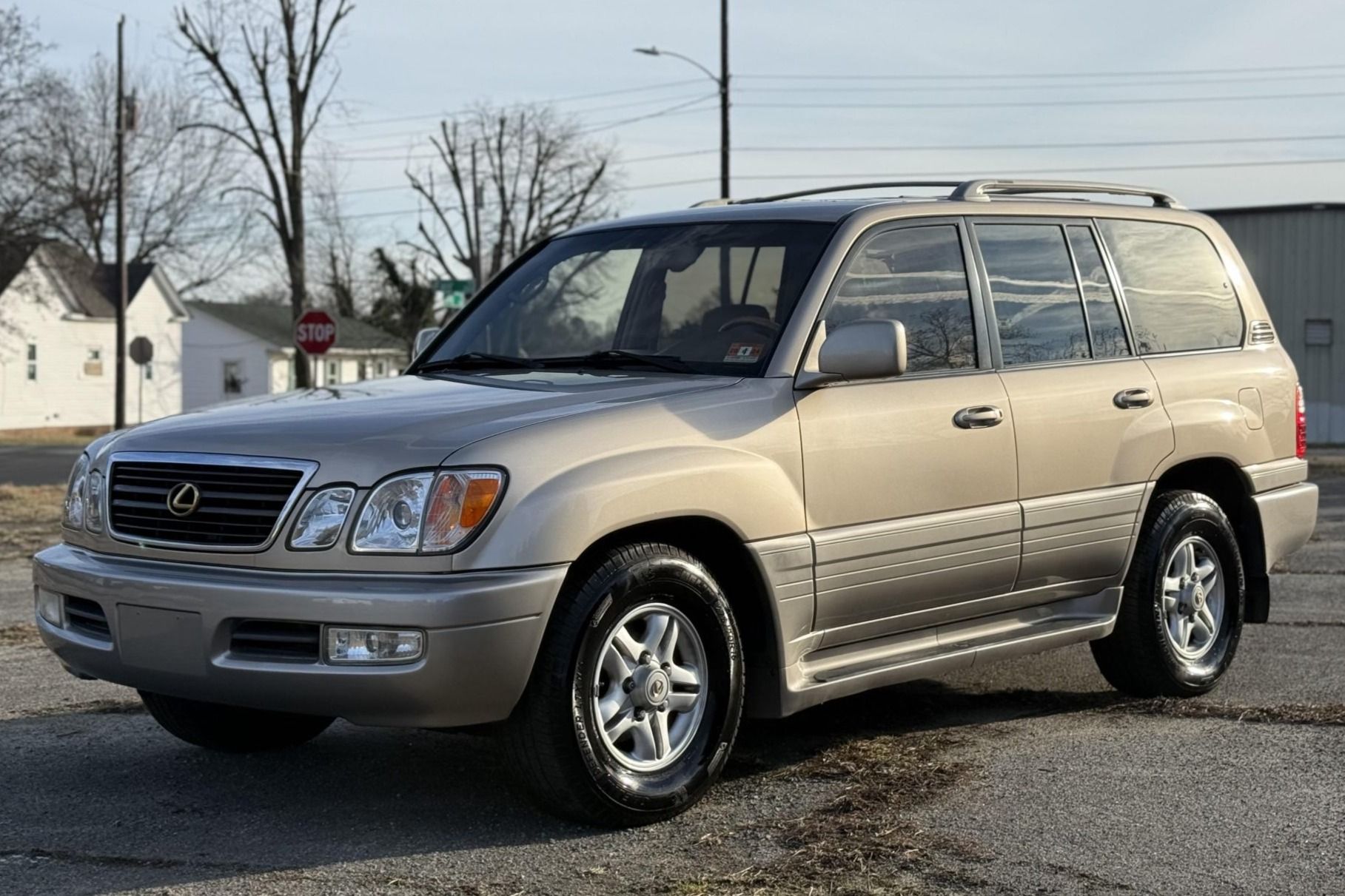 2000 Lexus LX