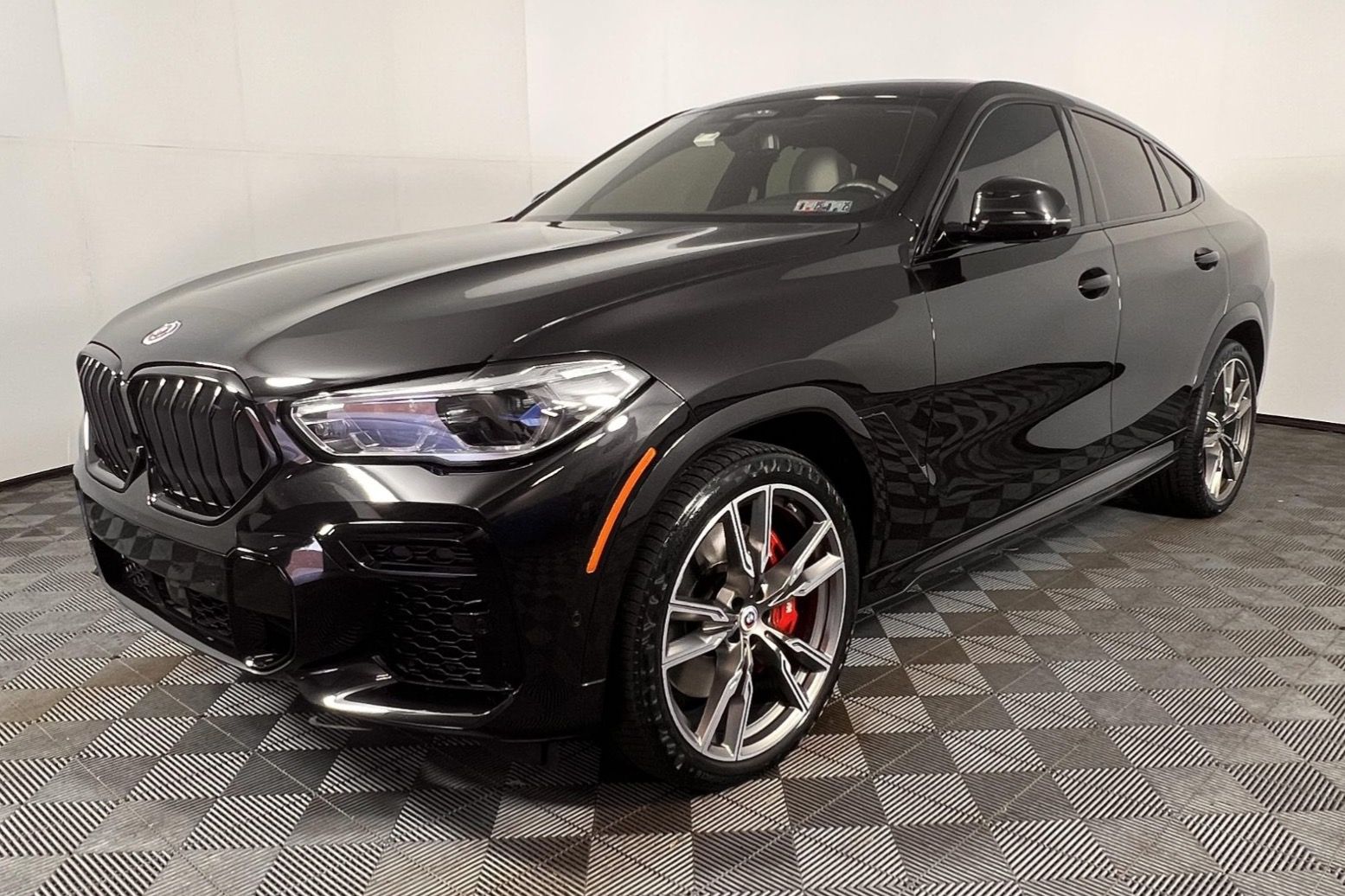 2023 BMW X6 M