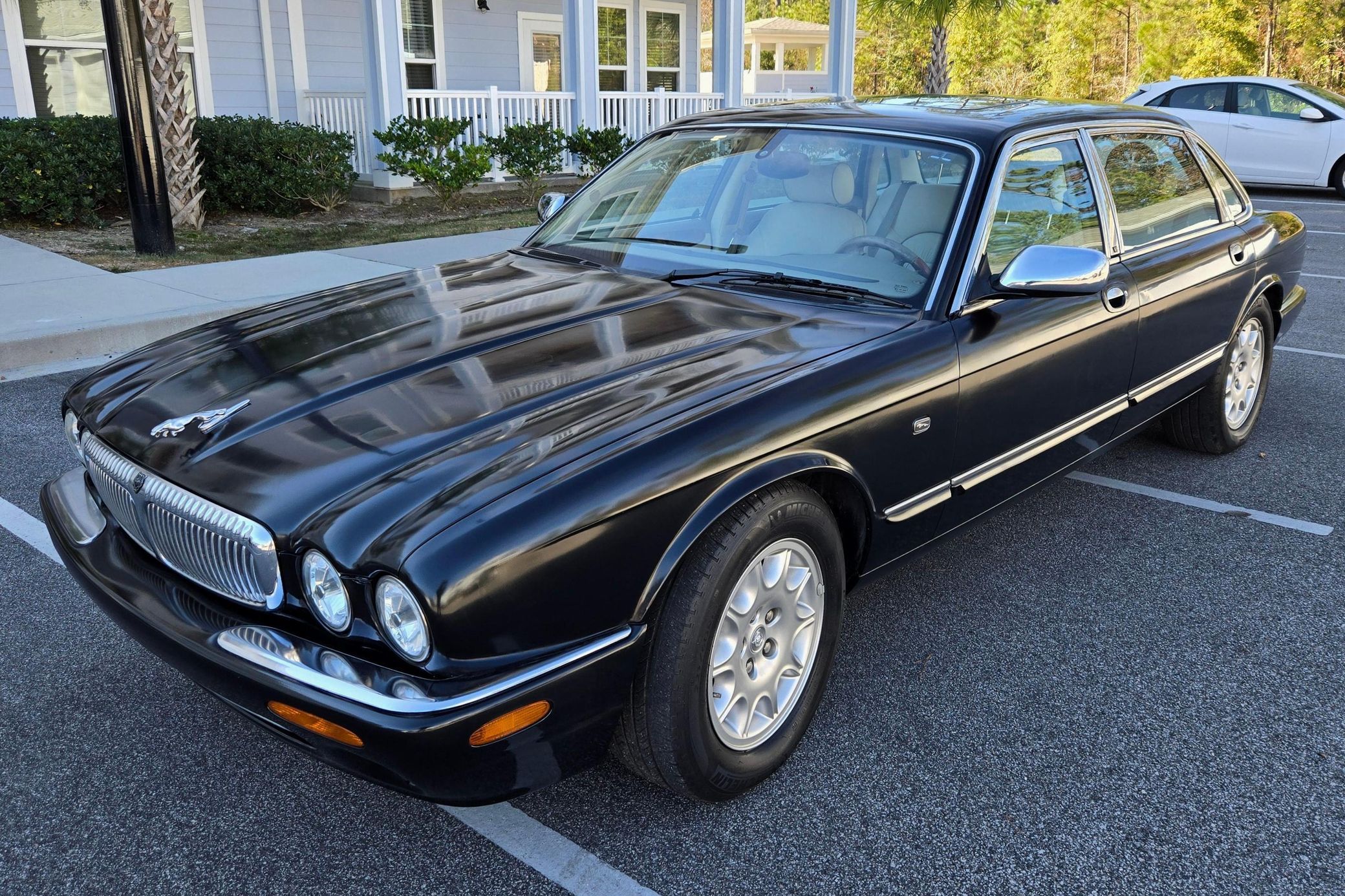 2001 Jaguar XJ