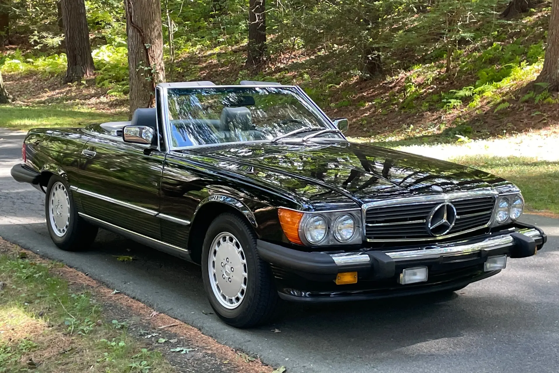 1988 Mercedes-Benz SL-Class 560SL