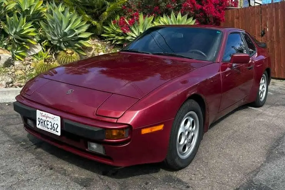 1989 Porsche 944 Turbo