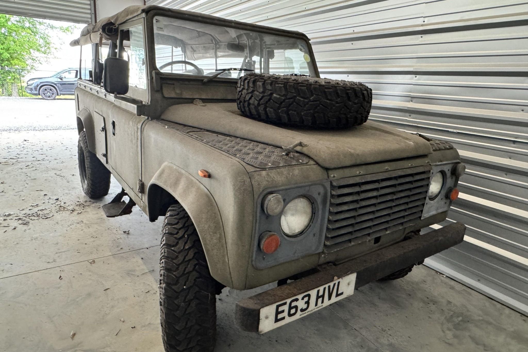 1987 Land Rover Defender 110