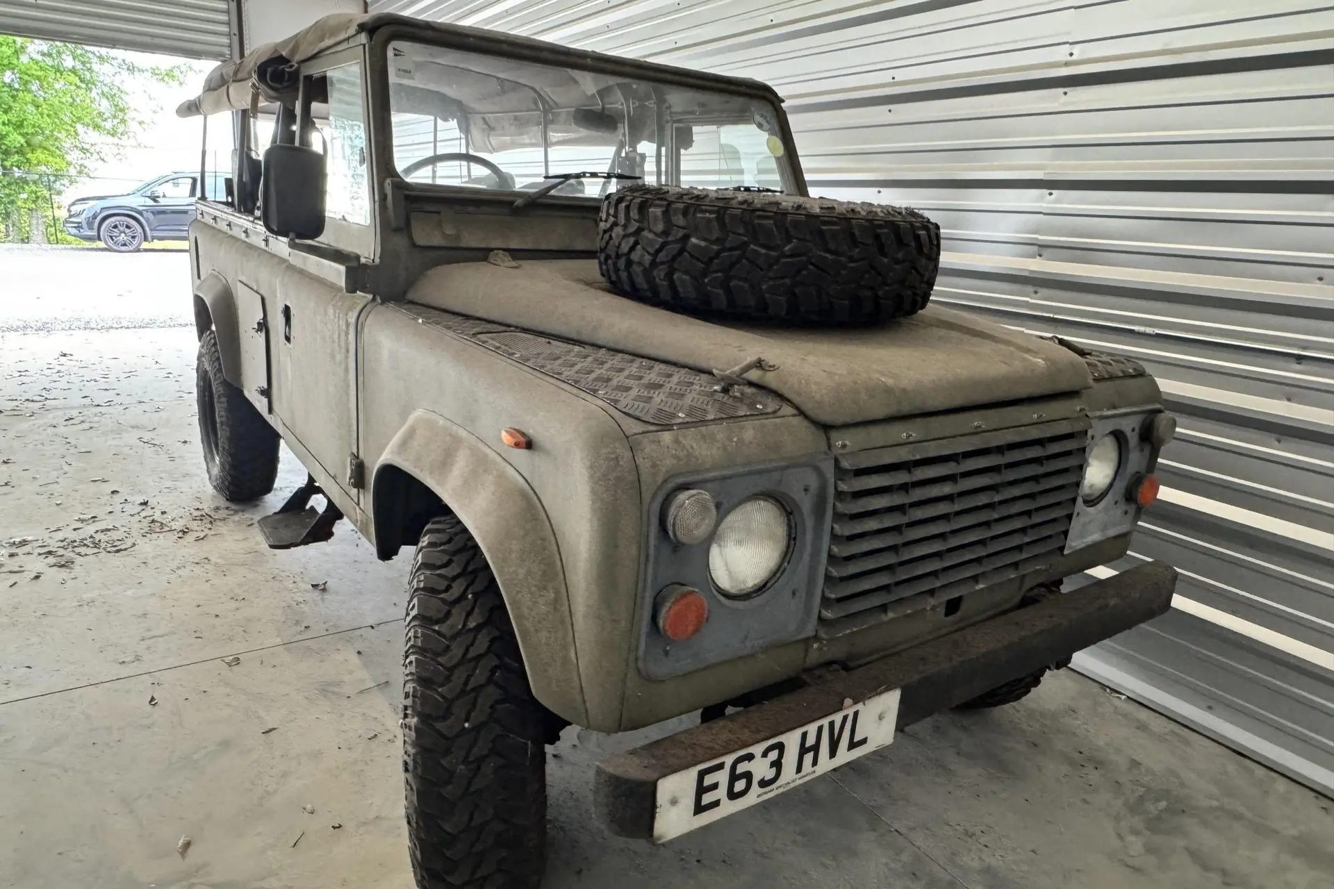 1987 Land Rover Defender 110
