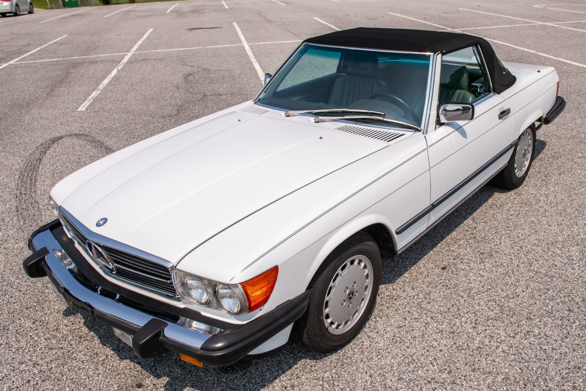 1989 Mercedes-Benz SL-Class 560SL