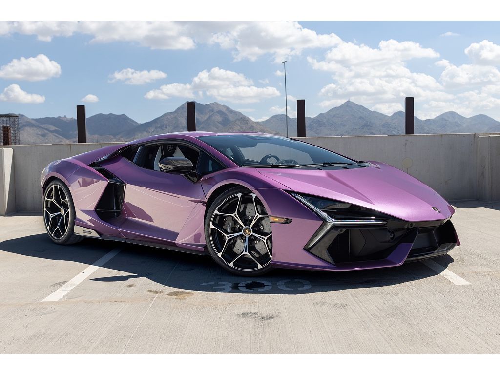2026 Lamborghini Revuelto