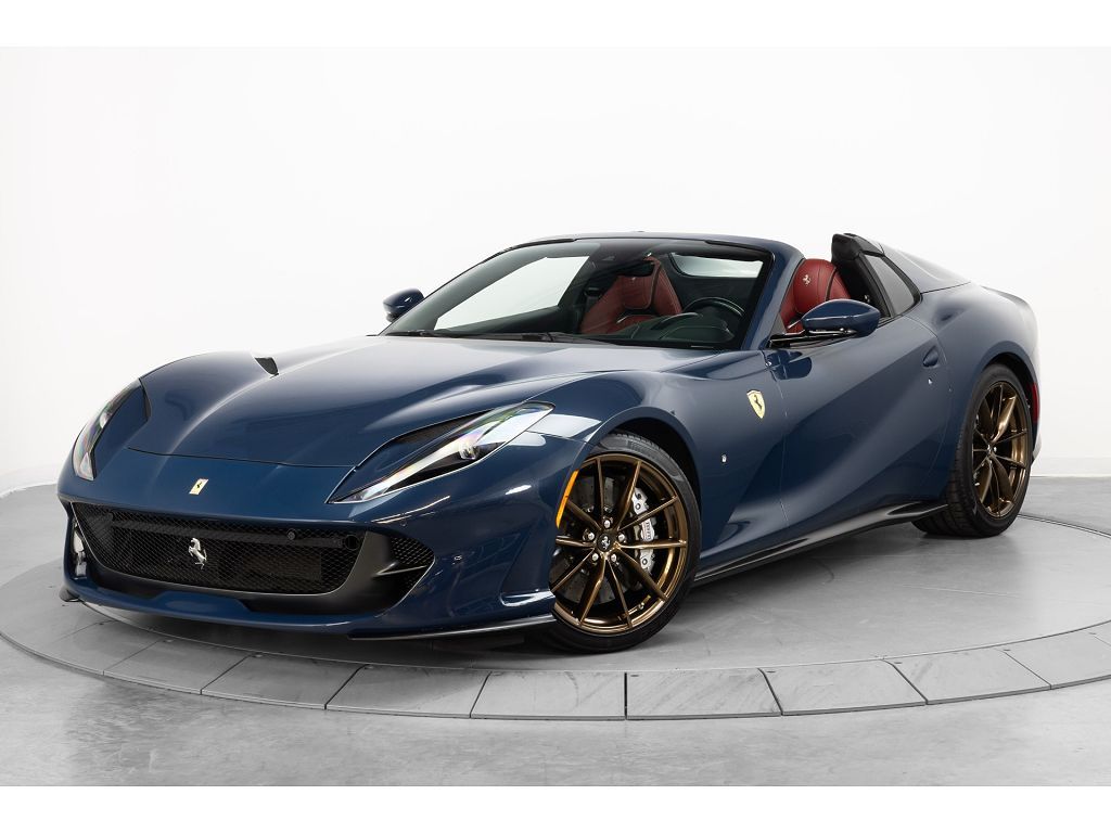2021 Ferrari 812 GTS