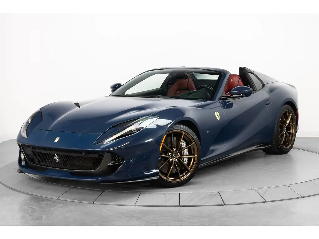 2021 Ferrari 812 GTS