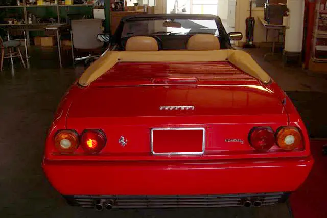 1989 Ferrari Mondial T