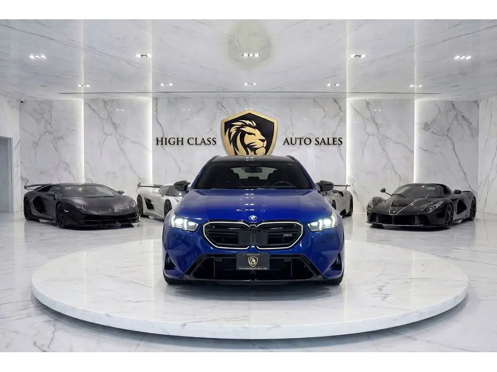2025 BMW M5