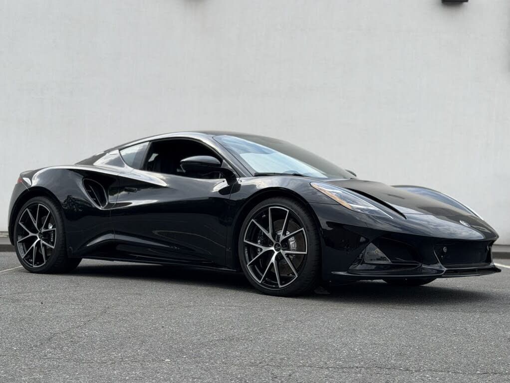 2025 Lotus Emira V6