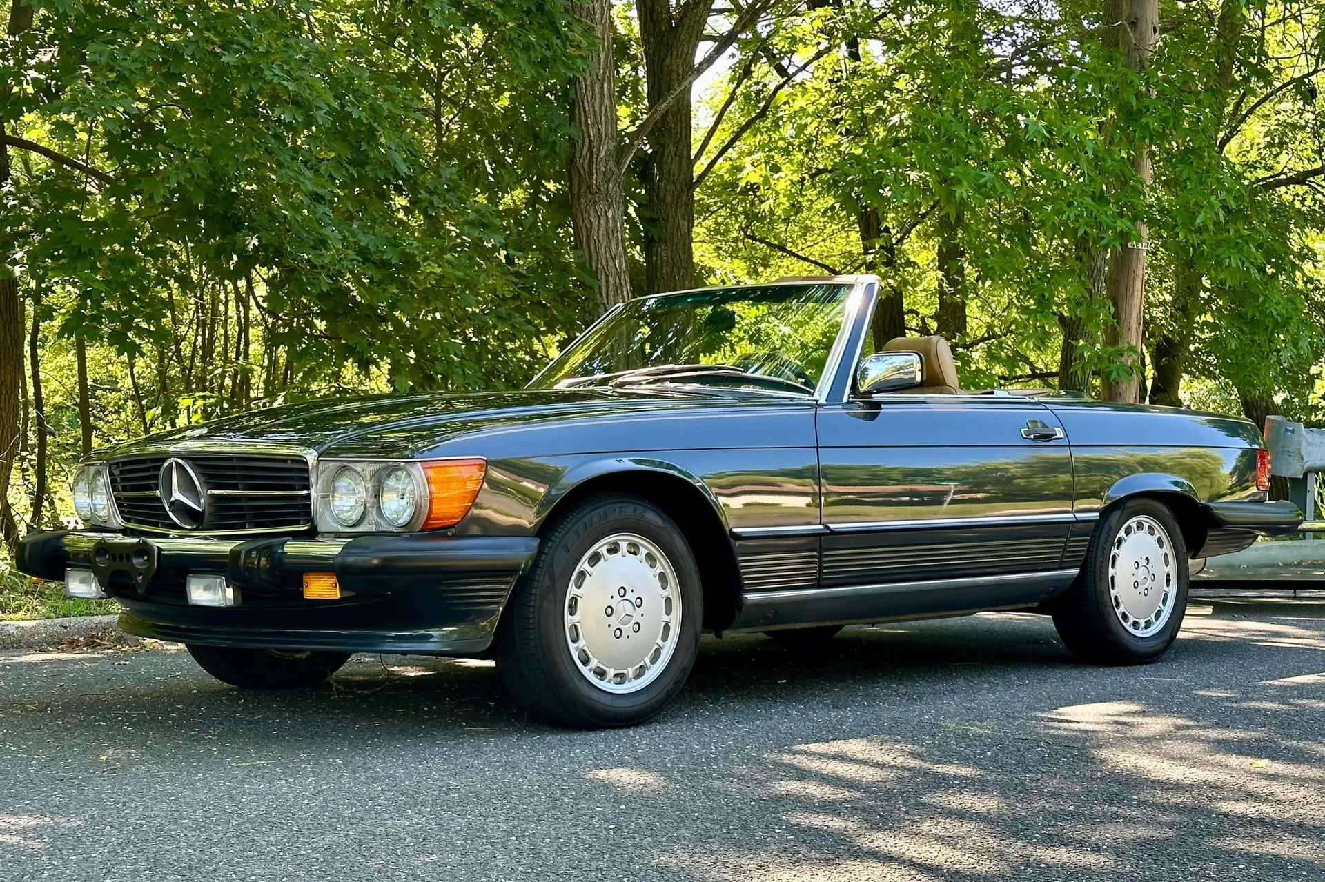 1988 Mercedes-Benz SL-Class 560SL