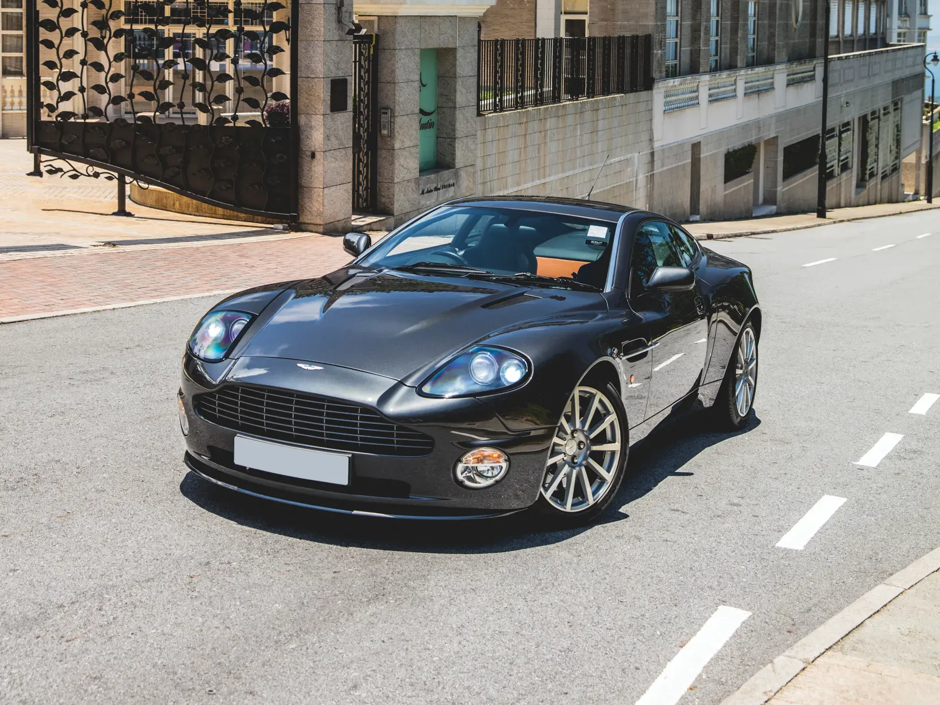 2006 Aston Martin Vanquish V12 Vanquish