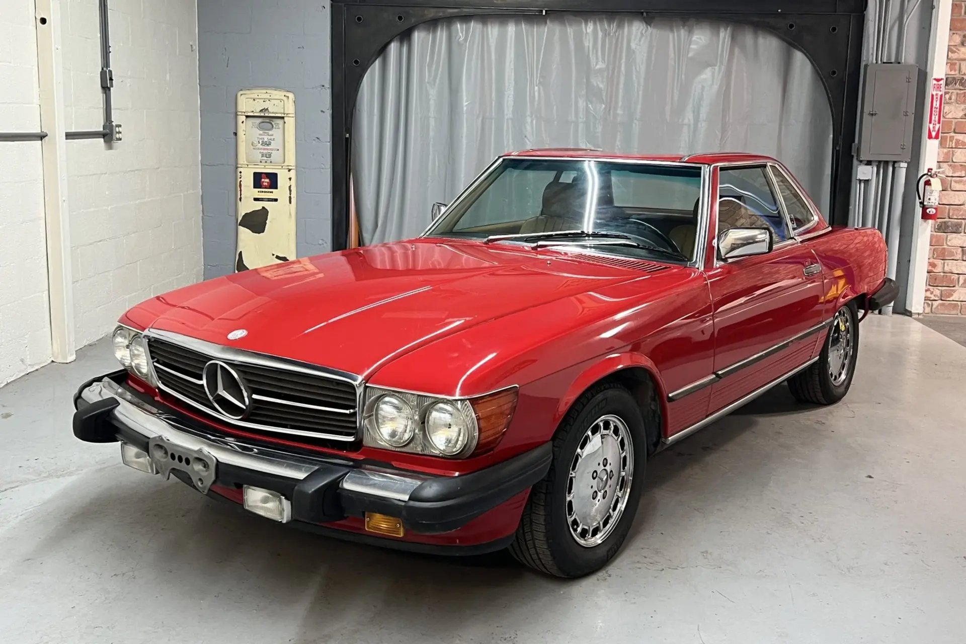 1989 Mercedes-Benz SL-Class 560SL
