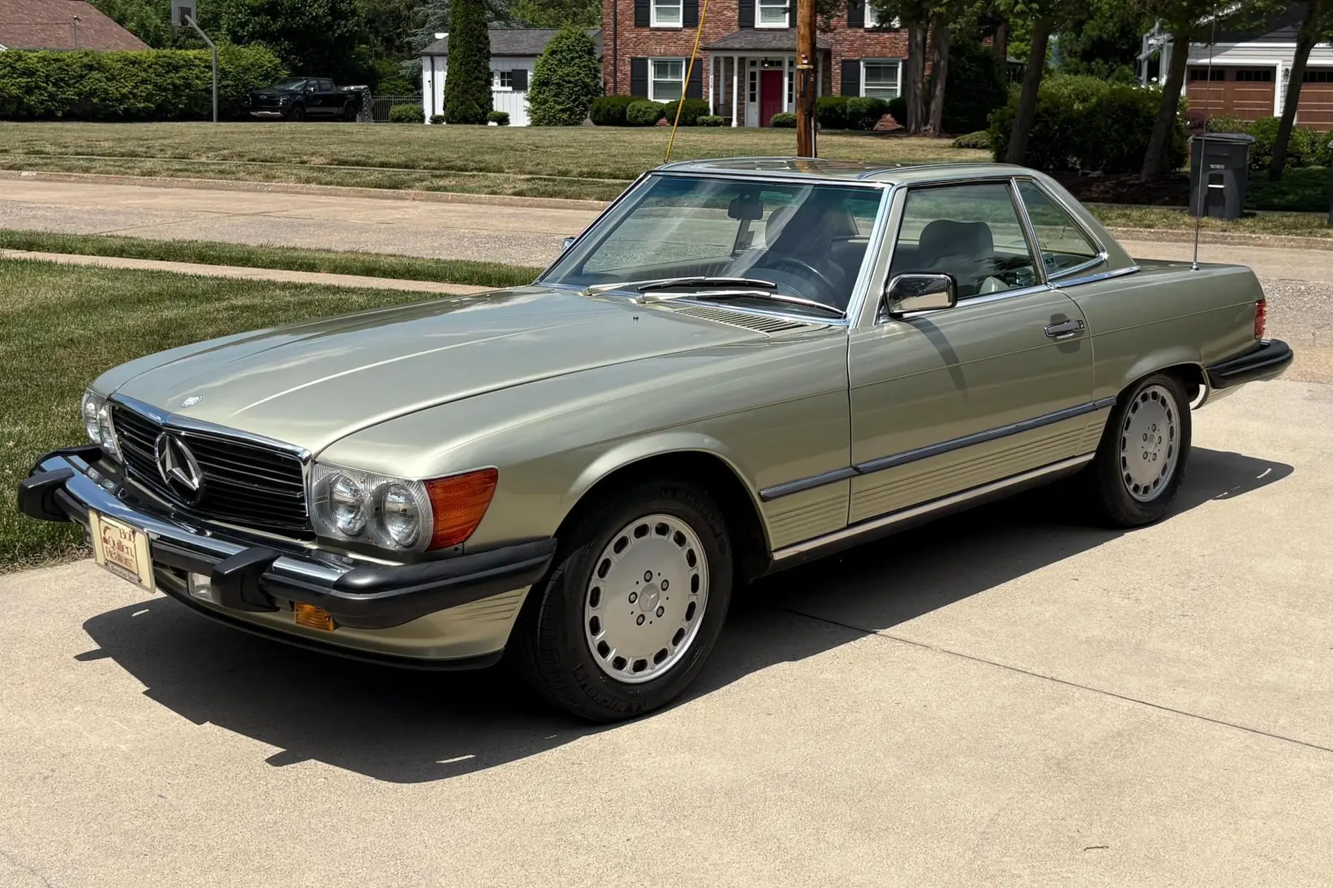 1986 Mercedes-Benz SL-Class 560SL