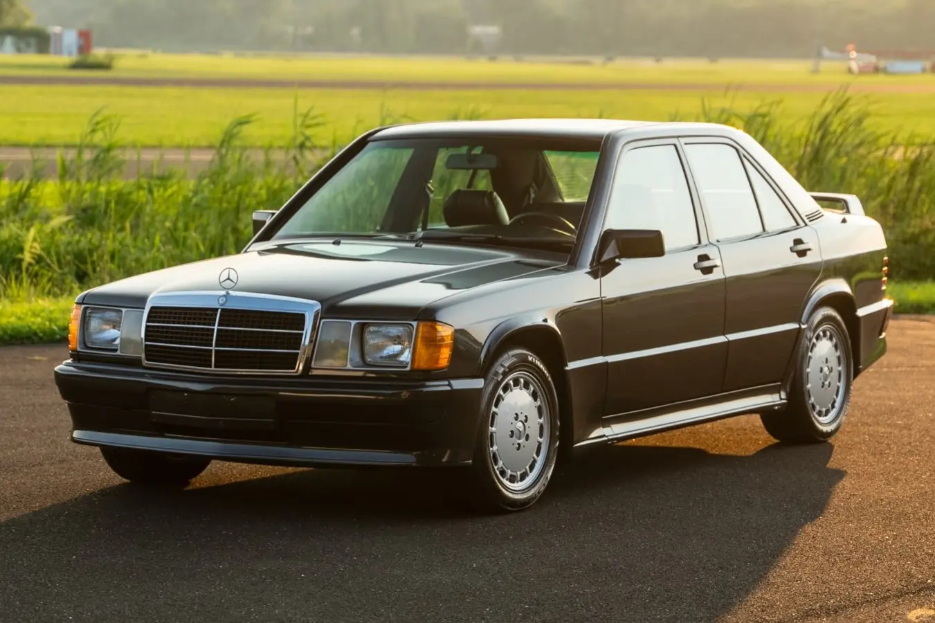 1986 Mercedes-Benz 190E 2.3-16