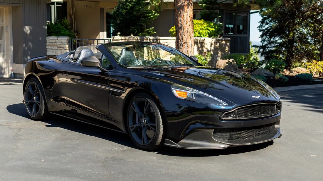 2018 Aston Martin Vanquish Volante