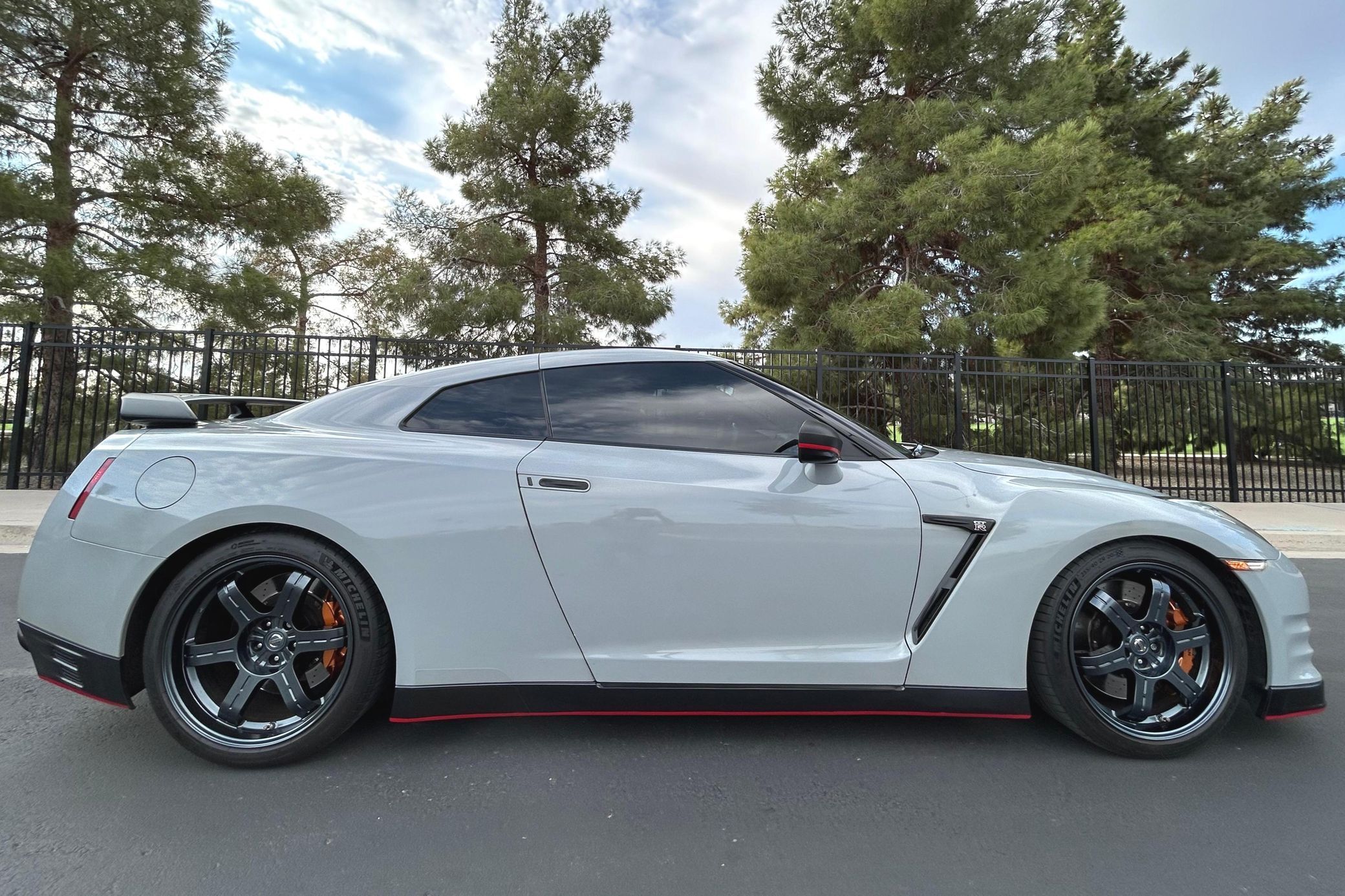 2016 Nissan GT-R
