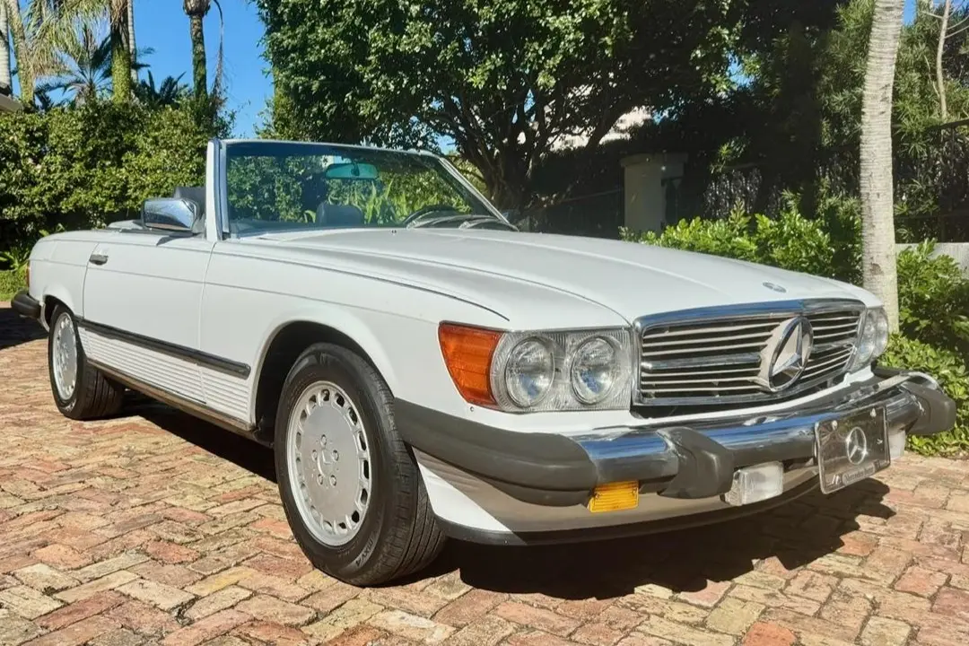 1989 Mercedes-Benz SL-Class 560SL