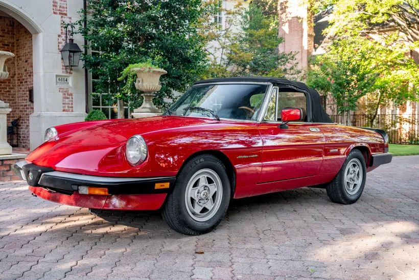 1990 Alfa Romeo Spider