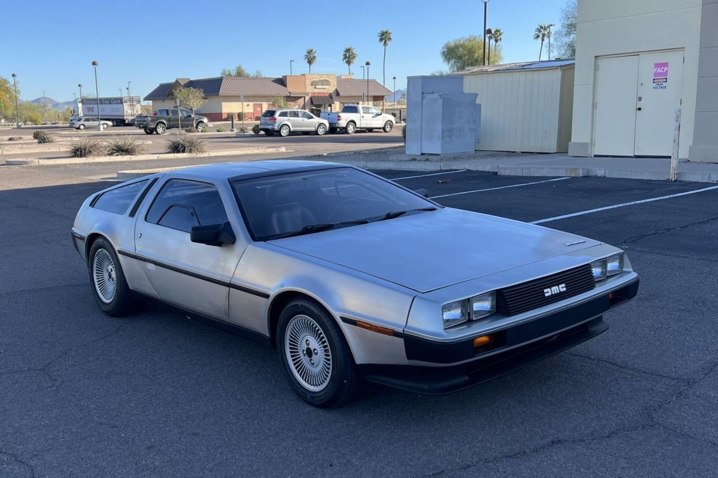 1982 DeLorean DMC-12