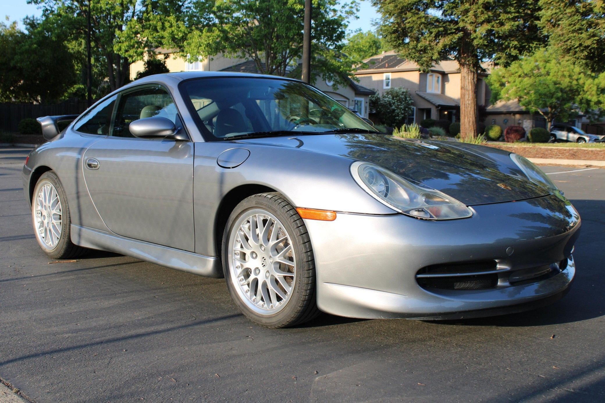 2001 Porsche 911 Carrera 4