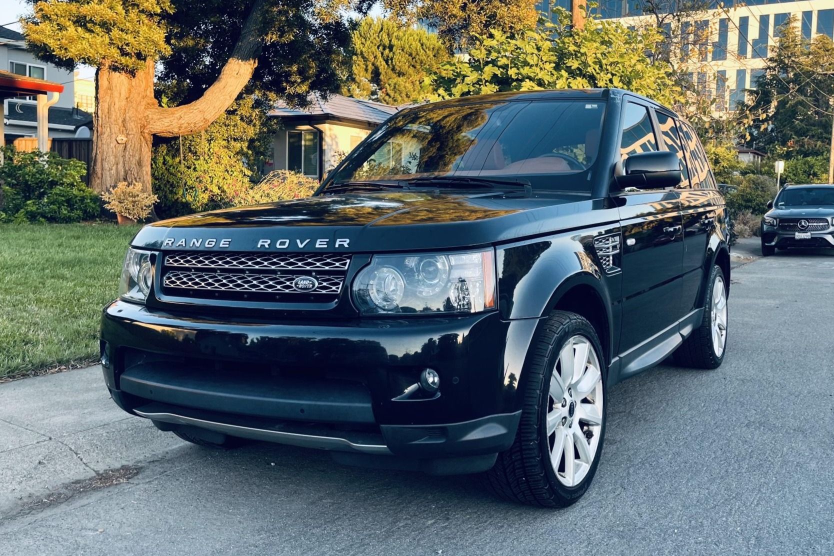 2013 Land Rover Range Rover Sport HSE LUX