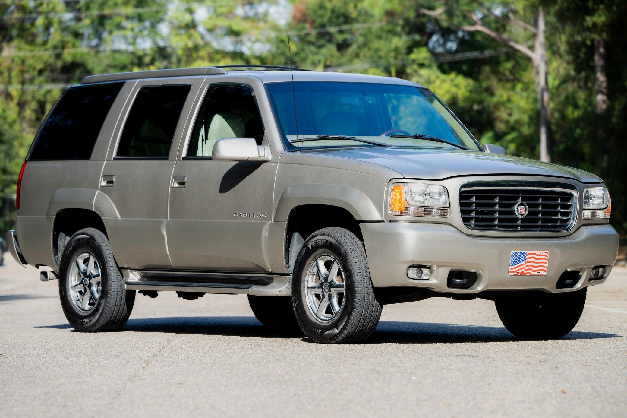 2000 Cadillac Escalade