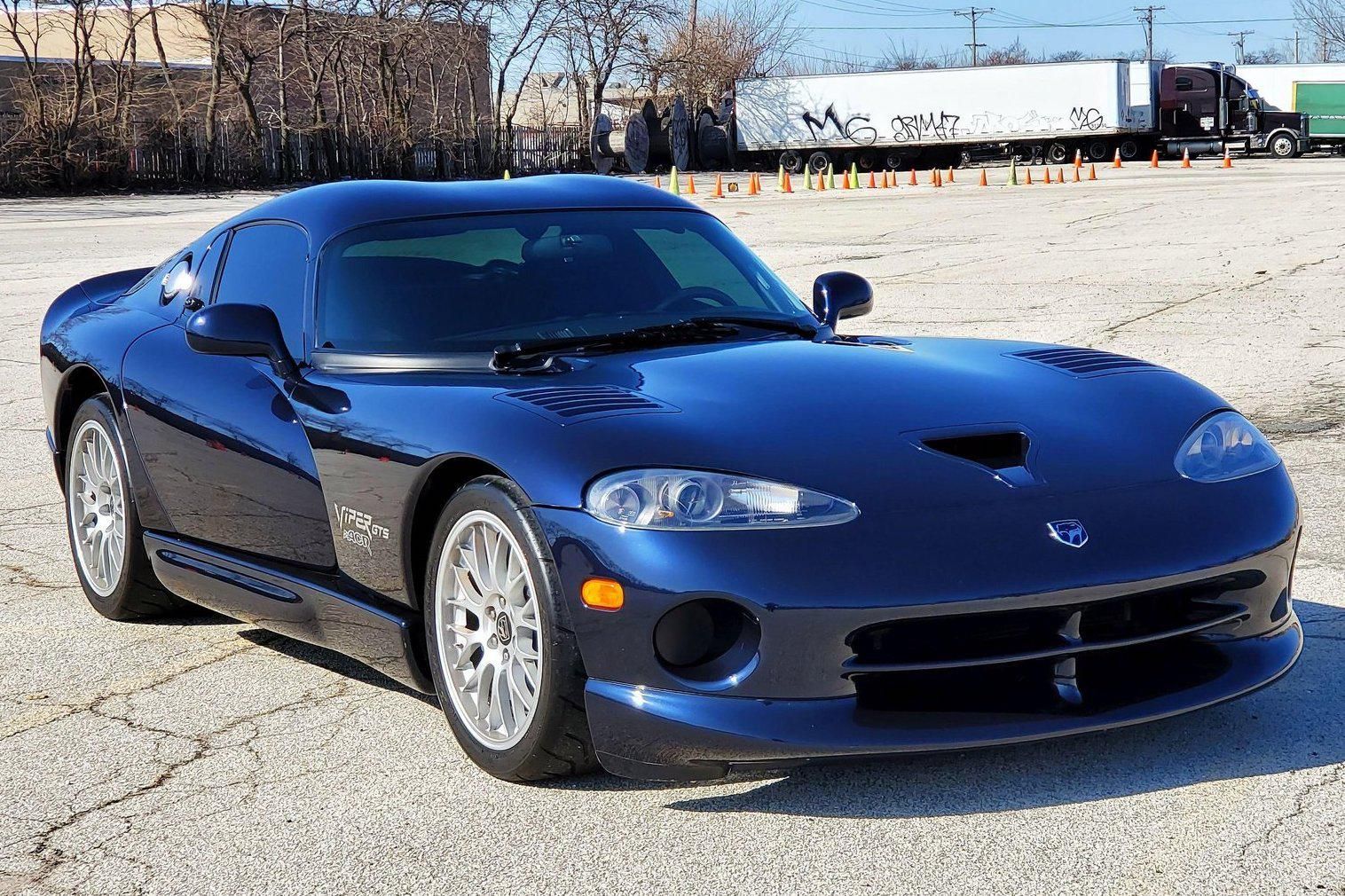 2001 Dodge Viper GTS