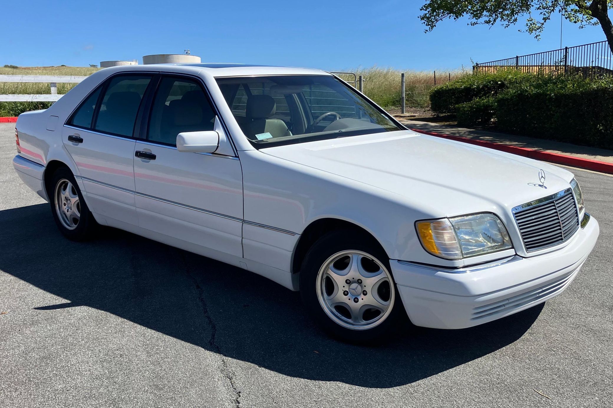 1998 Mercedes-Benz S-Class