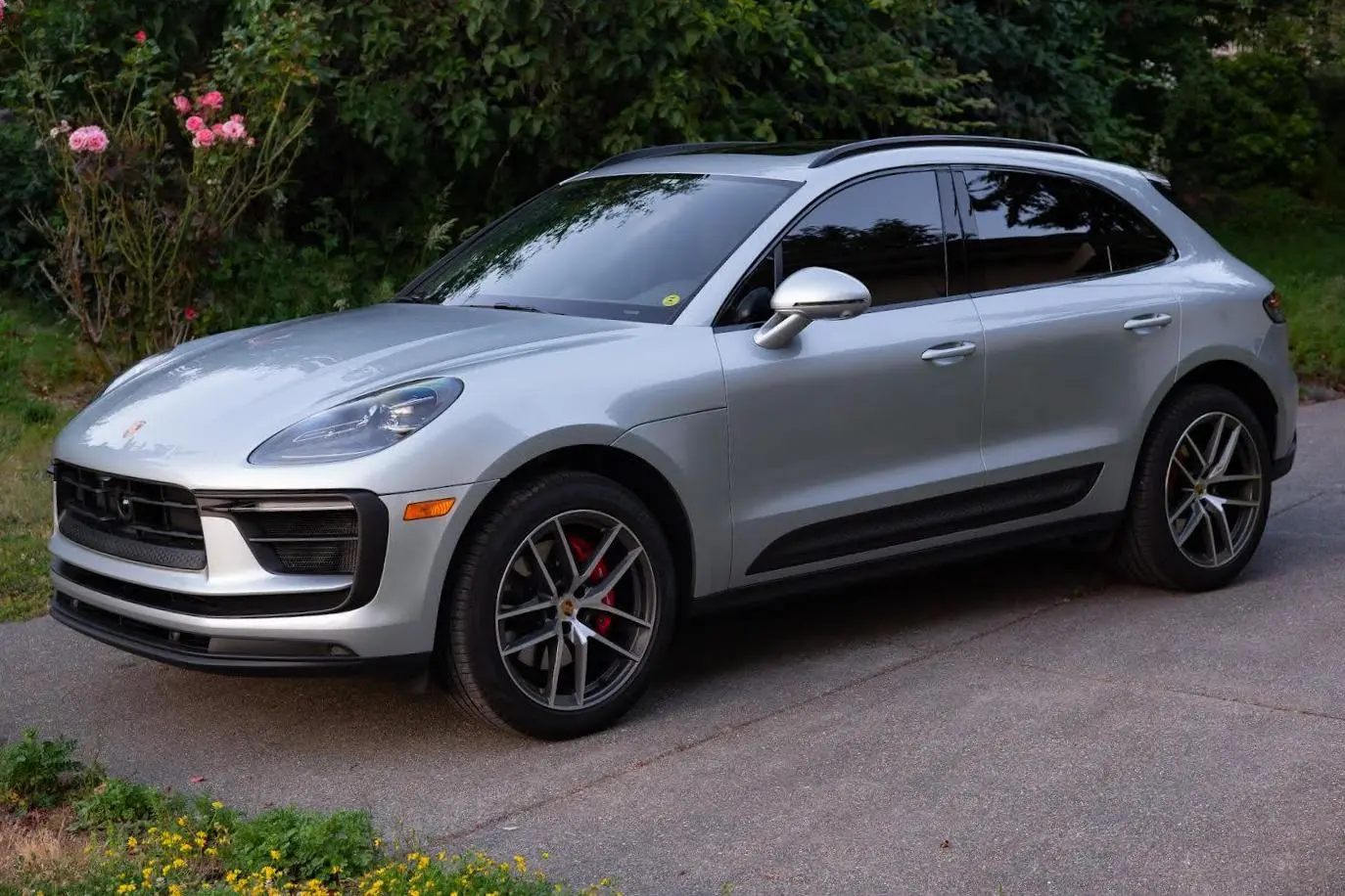 2023 Porsche Macan S