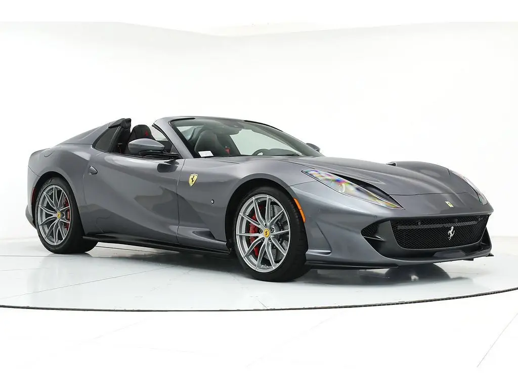 2021 Ferrari 812 GTS