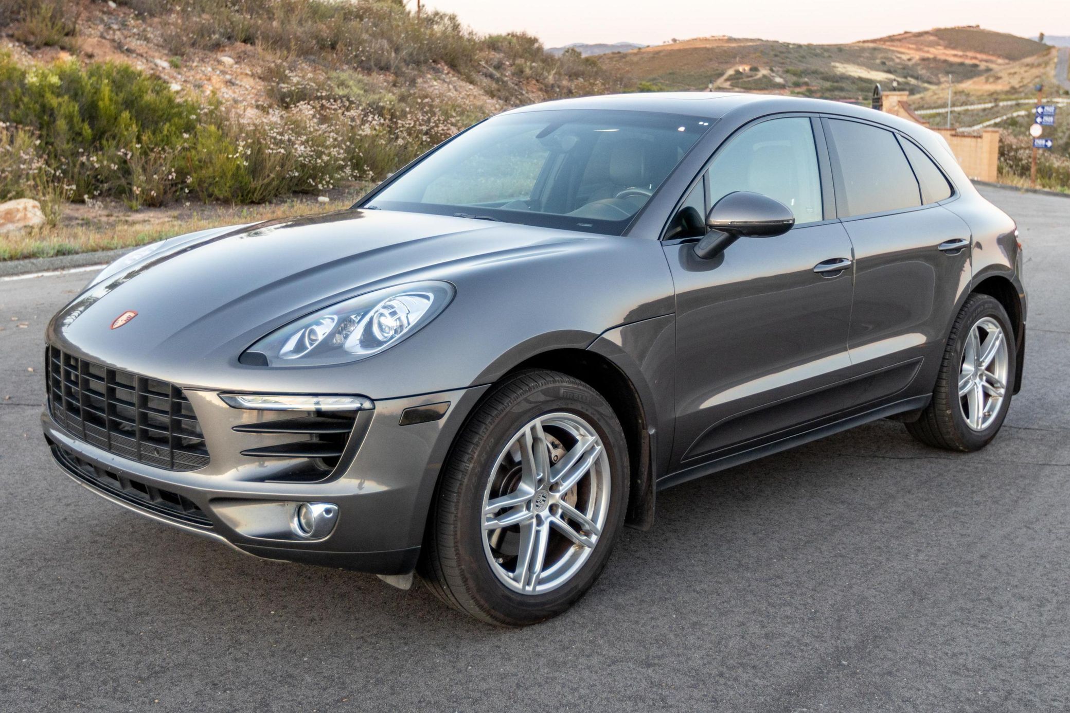 2015 Porsche Macan S