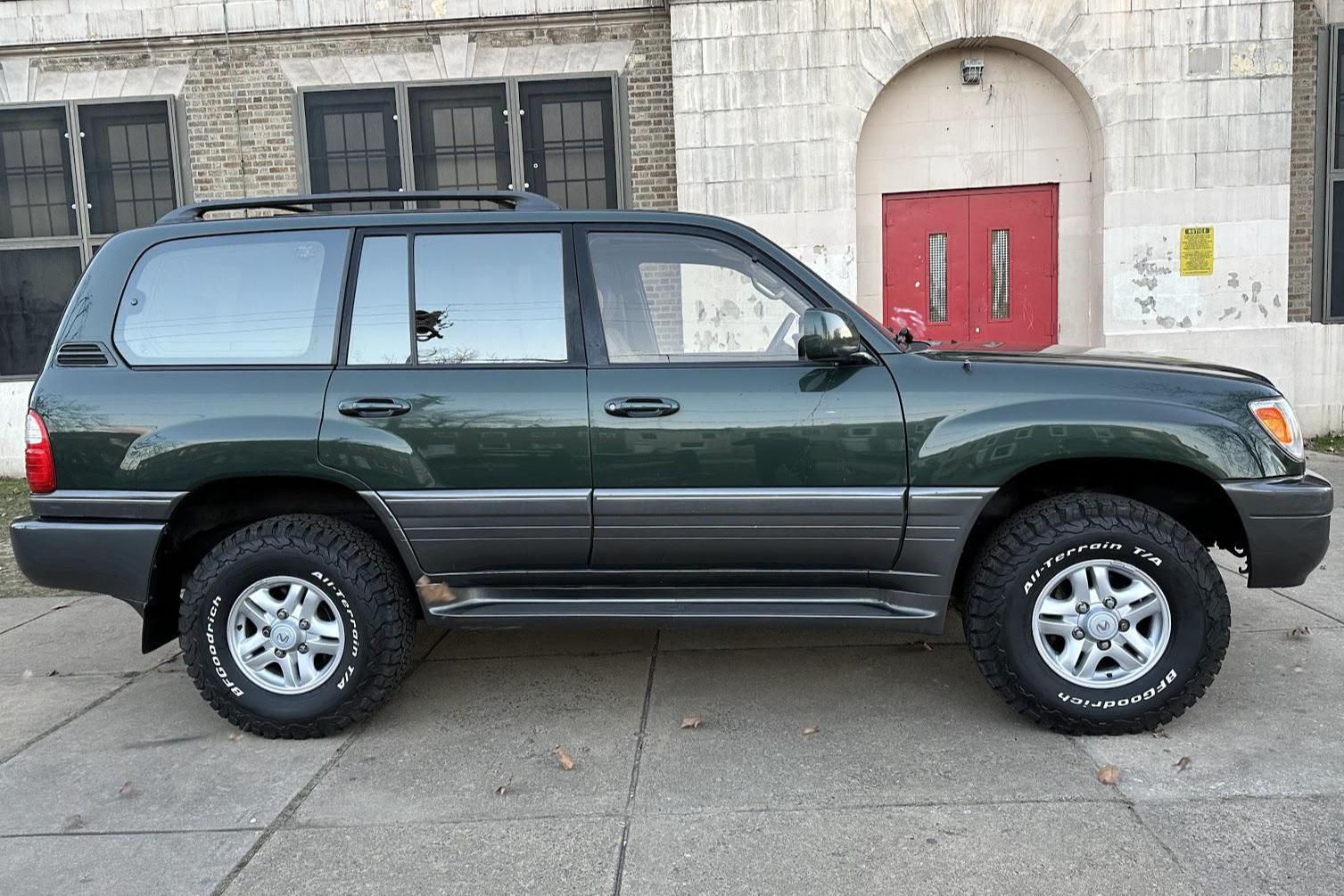 1999 Lexus LX