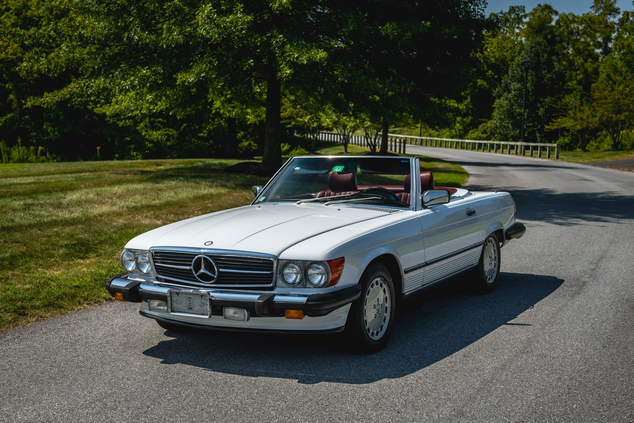 1986 Mercedes-Benz SL-Class 560SL