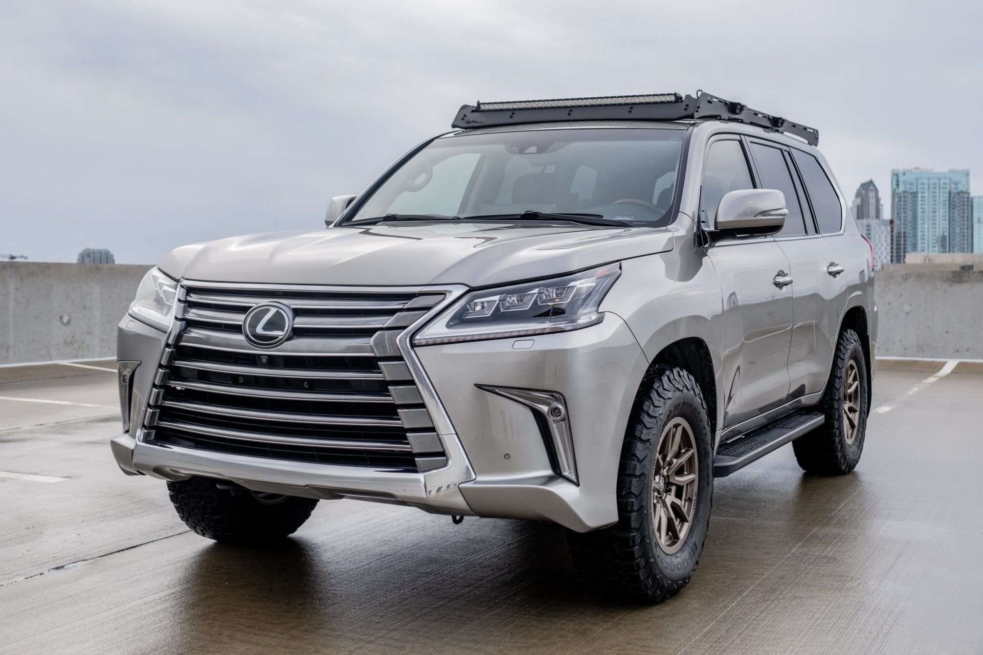 2016 Lexus LX
