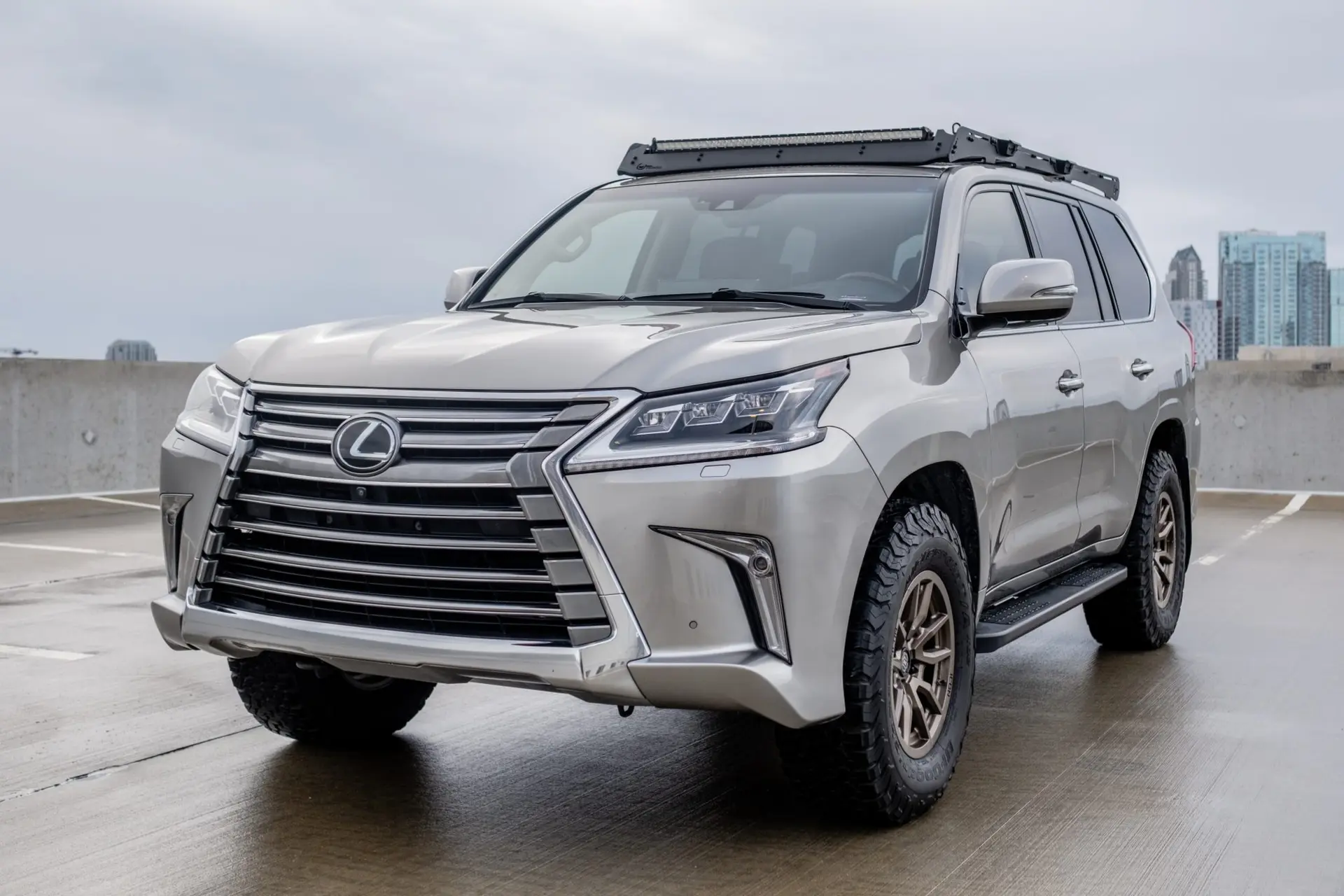 2016 Lexus LX