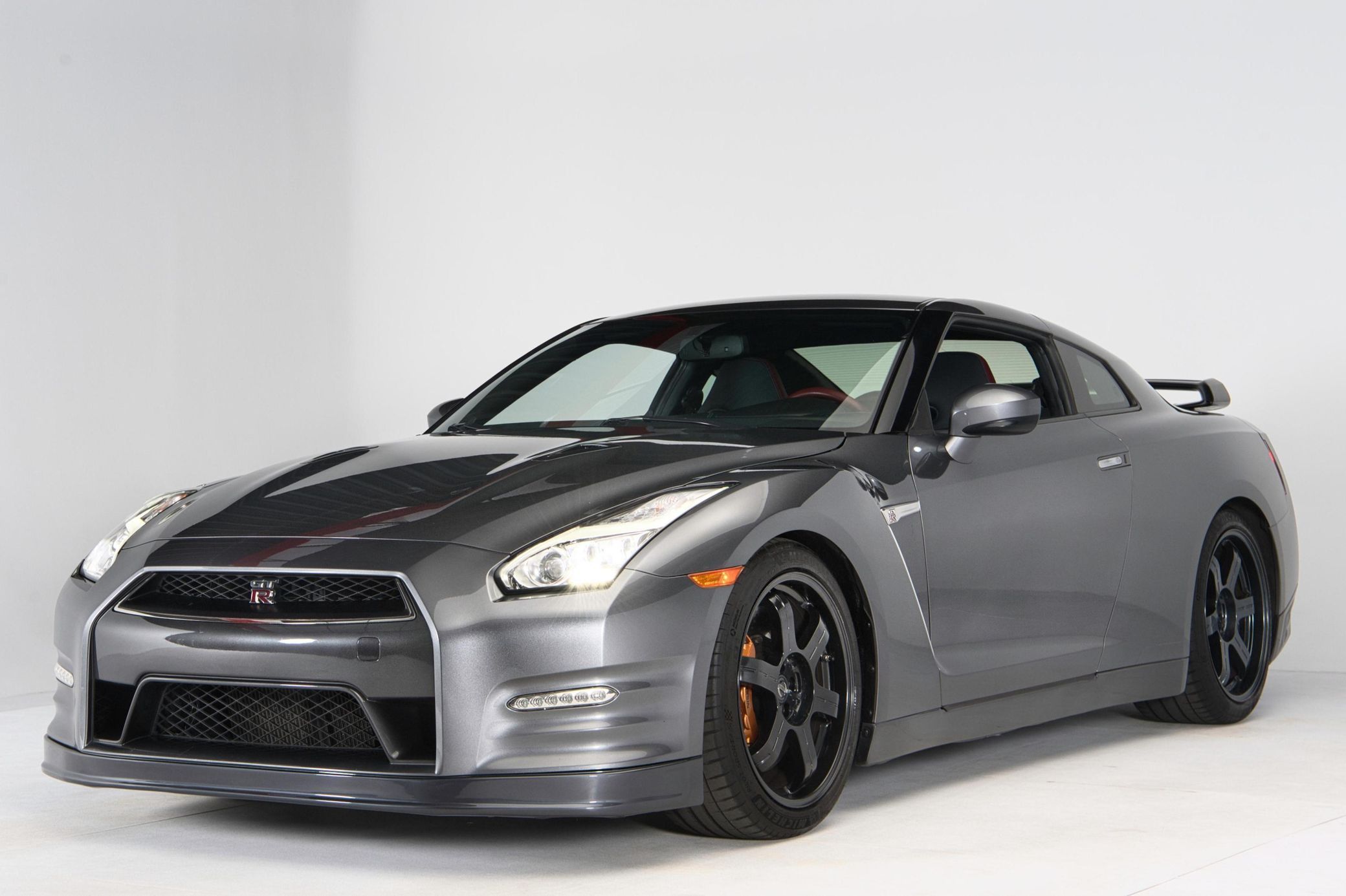 2016 Nissan GT-R